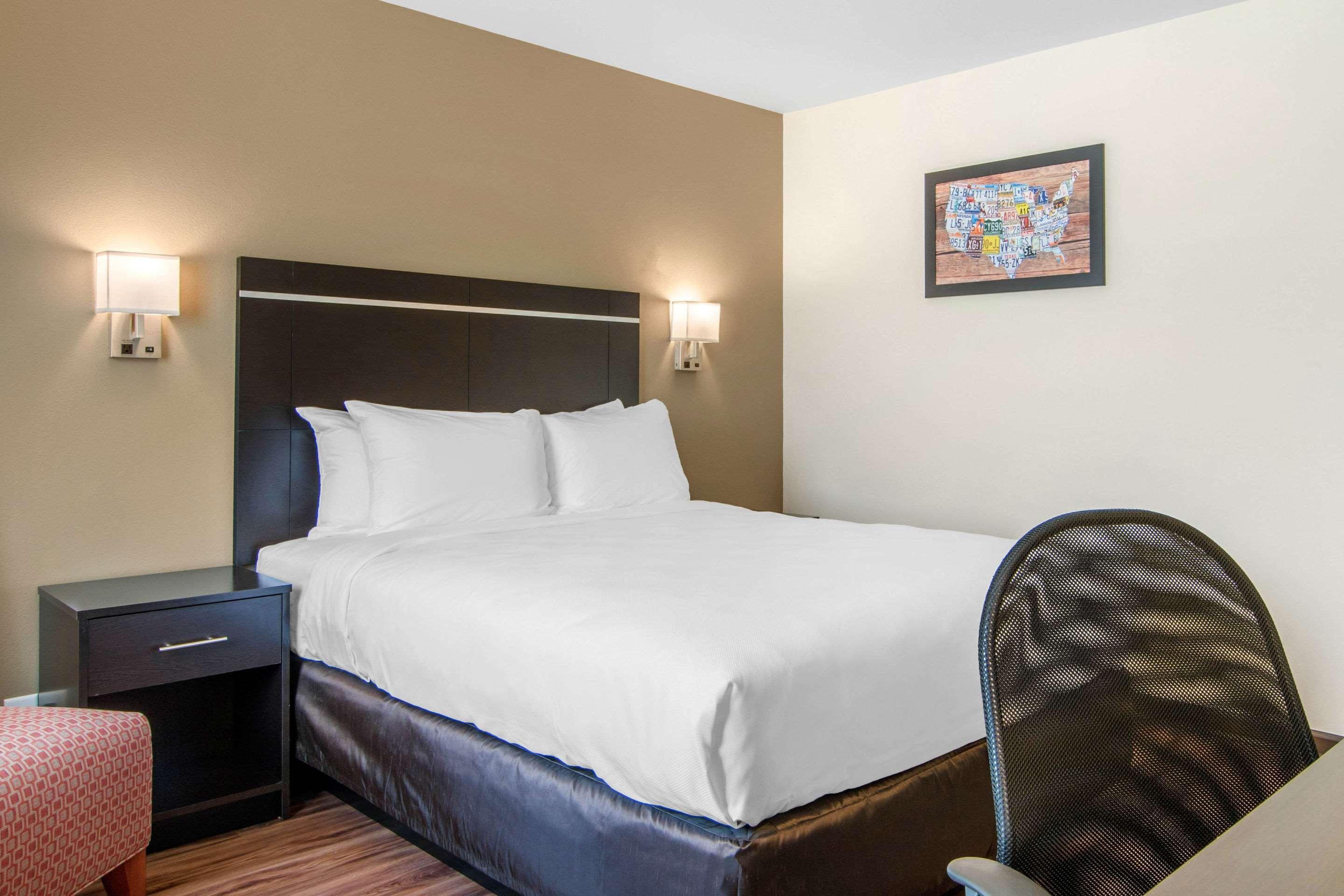 Econo Lodge Inn&Suites Springfield Exterior foto