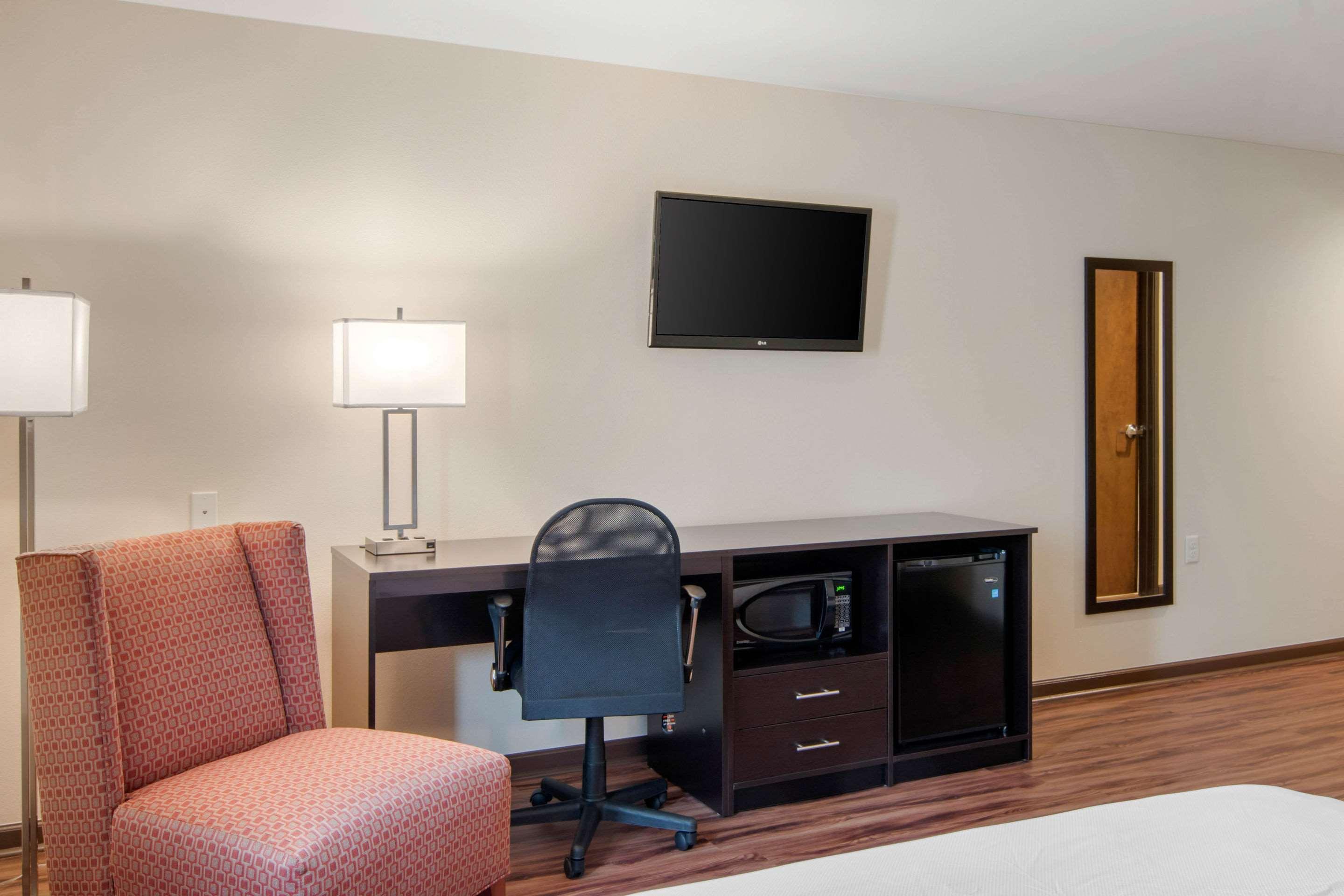 Econo Lodge Inn&Suites Springfield Exterior foto