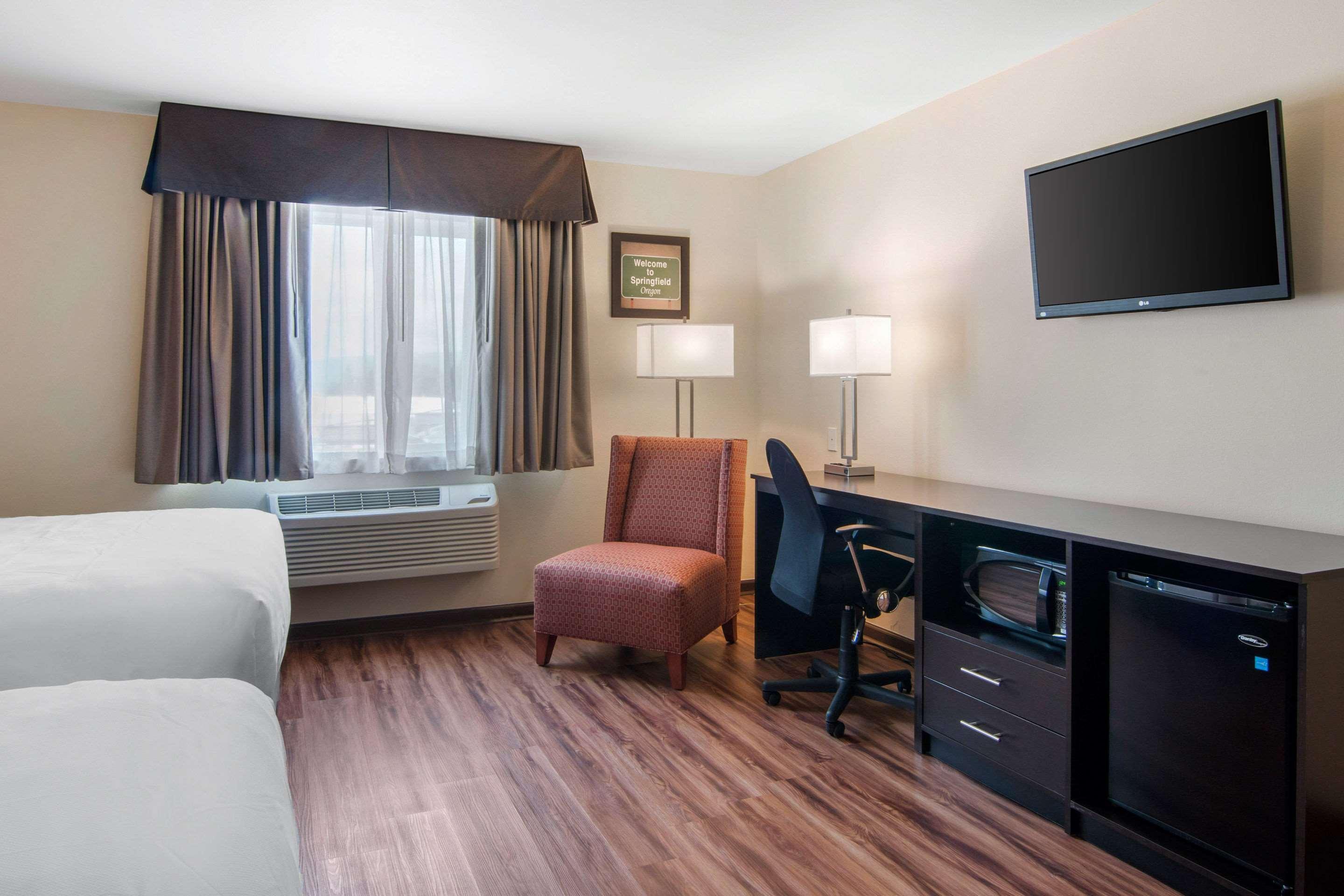Econo Lodge Inn&Suites Springfield Exterior foto